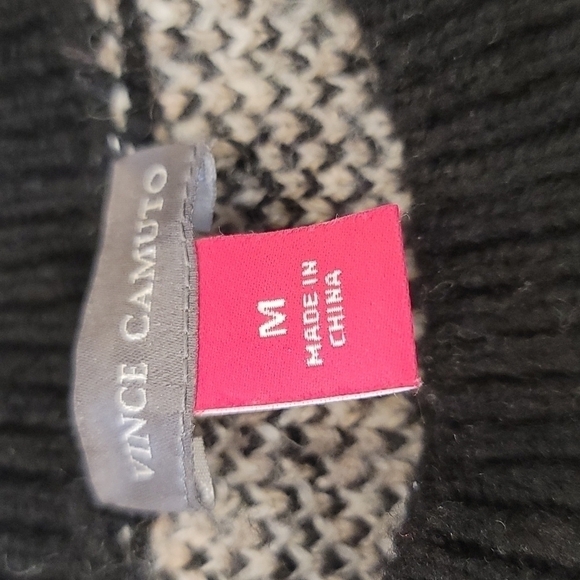 Vince Caputo Crewneck Black And Cream Printed Long-Sleeve Sweater - Size Medium - Picture 6 of 7